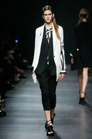 Look 7